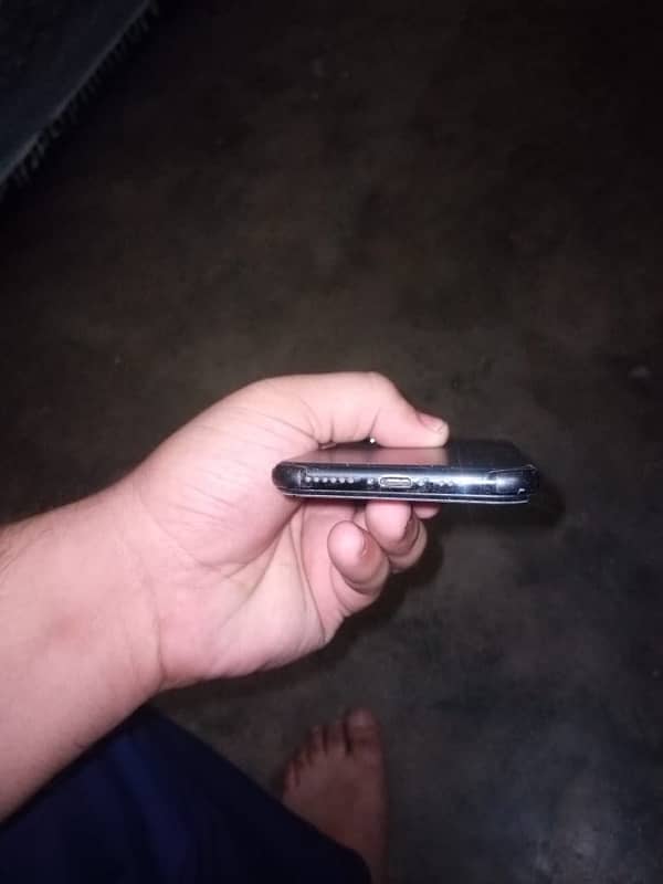 i phone xs condition 10/8 0