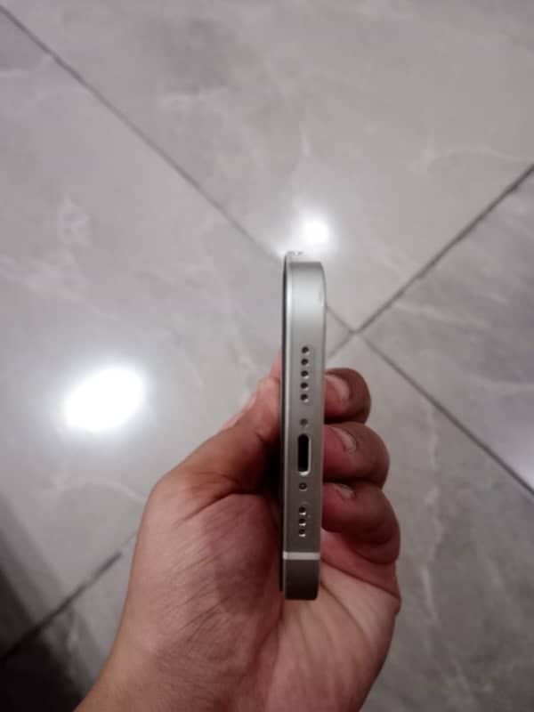 iPhone 12 jv 3