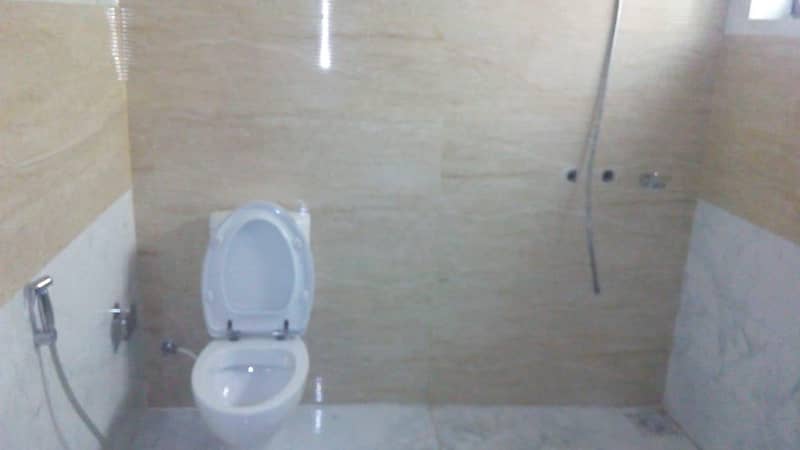 17 Marla 4 Bedroom House Available For Rent In Sector F Askari Lahore cantt 9