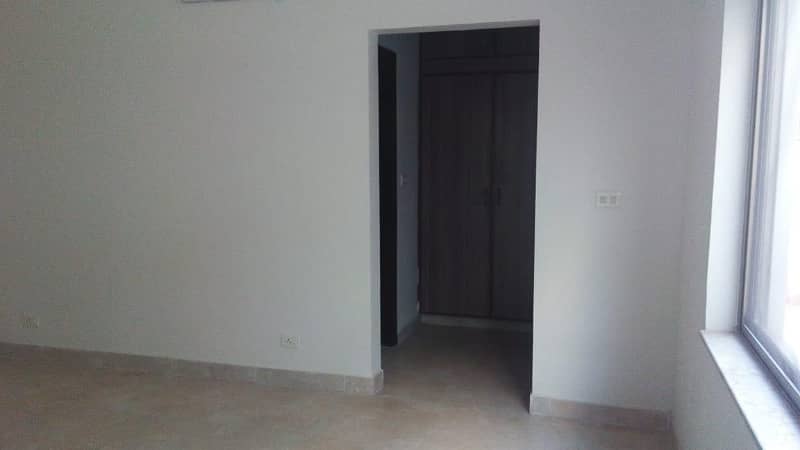 17 Marla 4 Bedroom House Available For Rent In Sector F Askari Lahore cantt 16