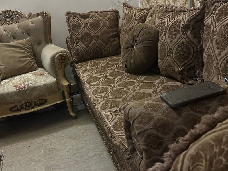 6 peice sofa set 0