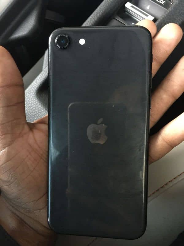 SE 64GB HEALTH 83 NON PTA 0