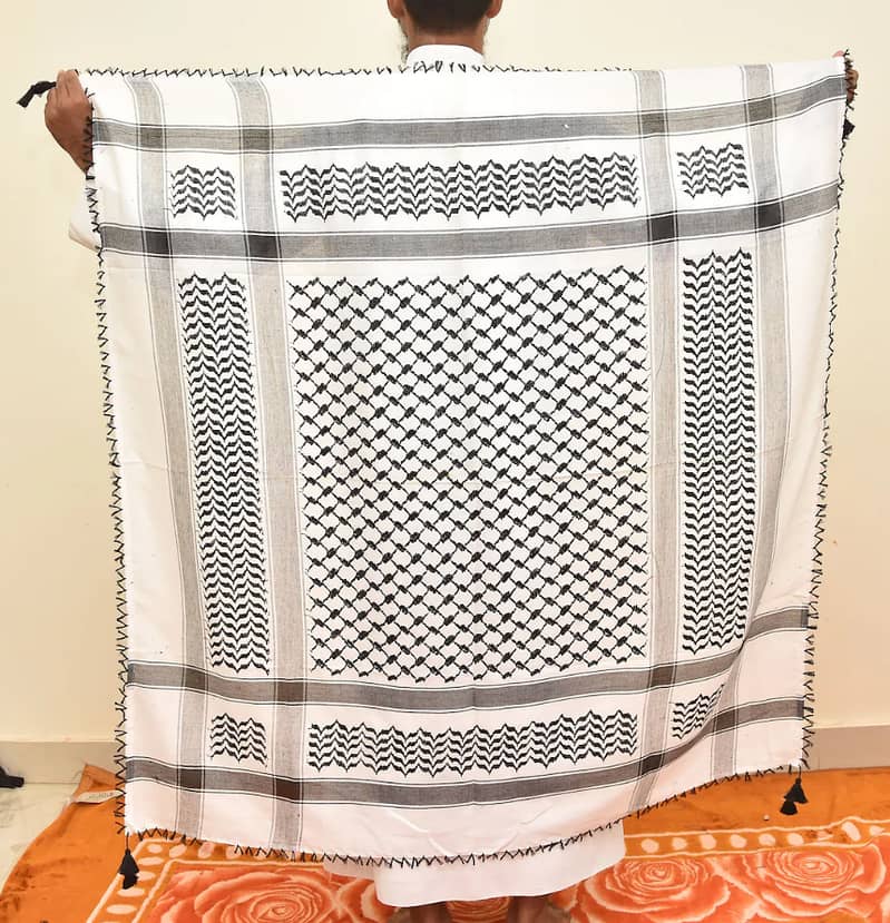 Palestinian Keffiyeh Scarf – Summer-Ready Fashion for Men & Women 4