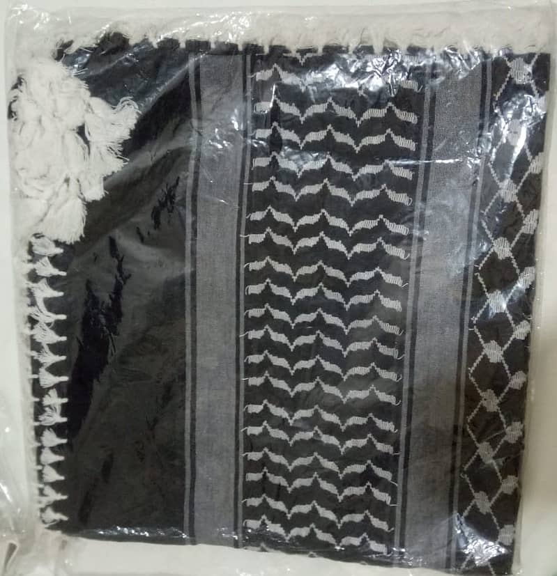 Palestinian Keffiyeh Scarf – Summer-Ready Fashion for Men & Women 9