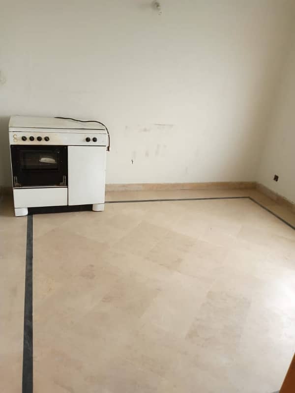 Get An Attractive Upper Portion In Islamabad Under Rs. 170000 1