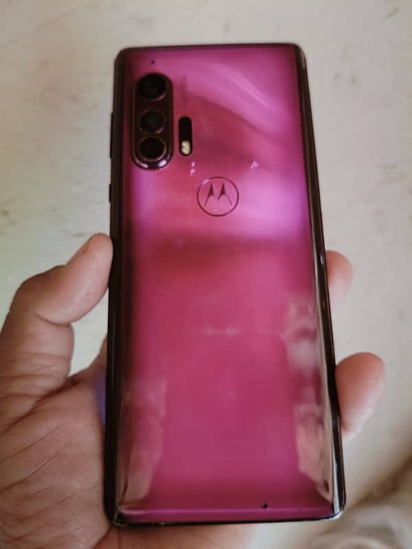 moto edge plus color pick 2