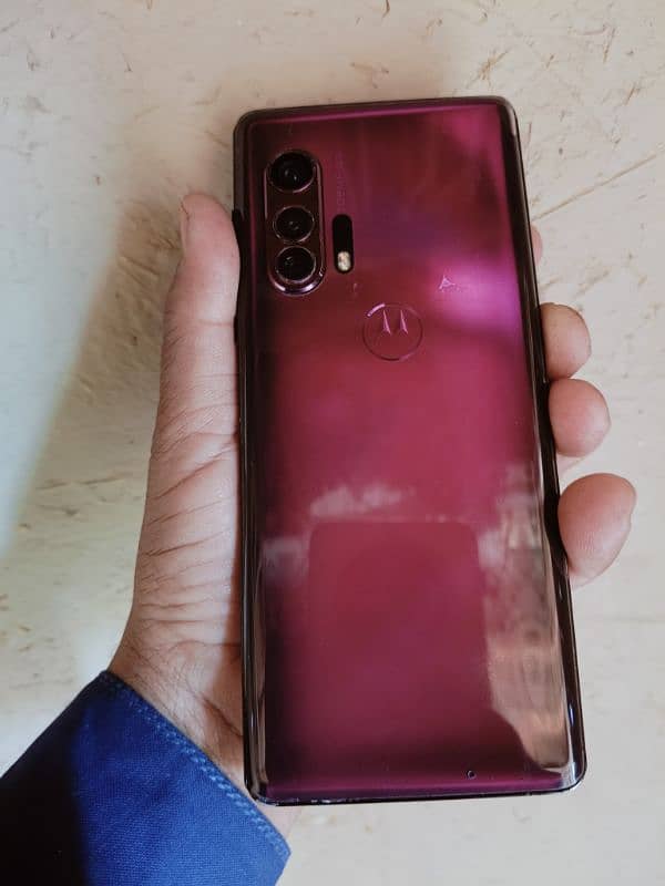 moto edge plus color pick 4