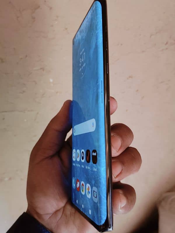 moto edge plus color pick 5