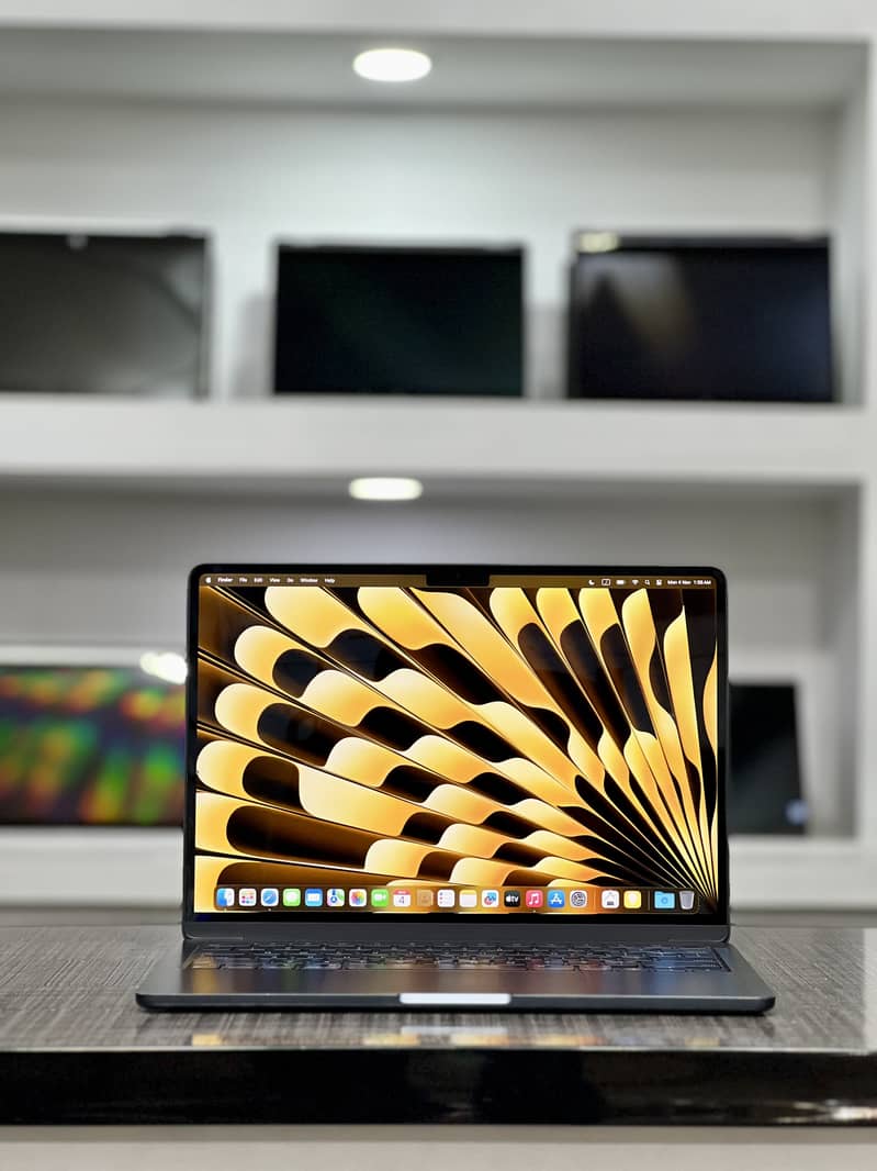 Apple Macbook Air M2 2022 08 Cores (With Box) 2