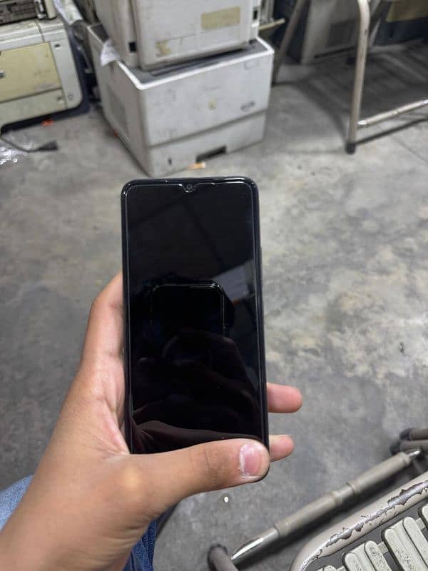 VIGoTEL New 10 Phone 2 gb 32 gb 10 by 10 condition Only 7 days used 3