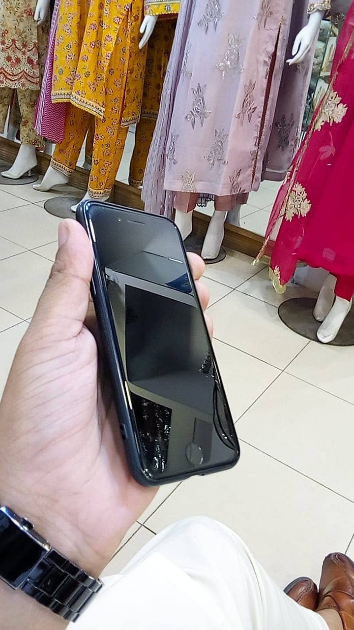 Iphone 7 Non pta For sale 5