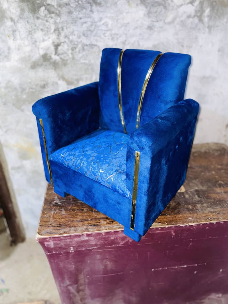 Mini sofa seats for baby’s Home Delivery Available in All Pakistan 1