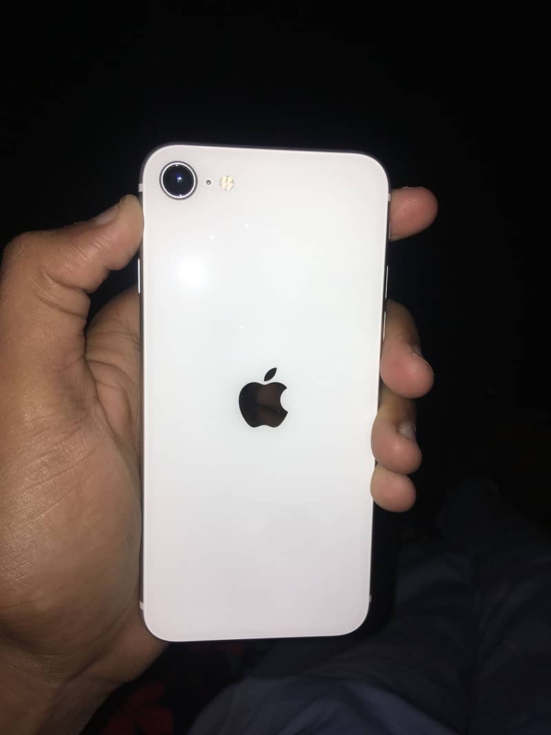 iPhone se 2020 urgent sale 0
