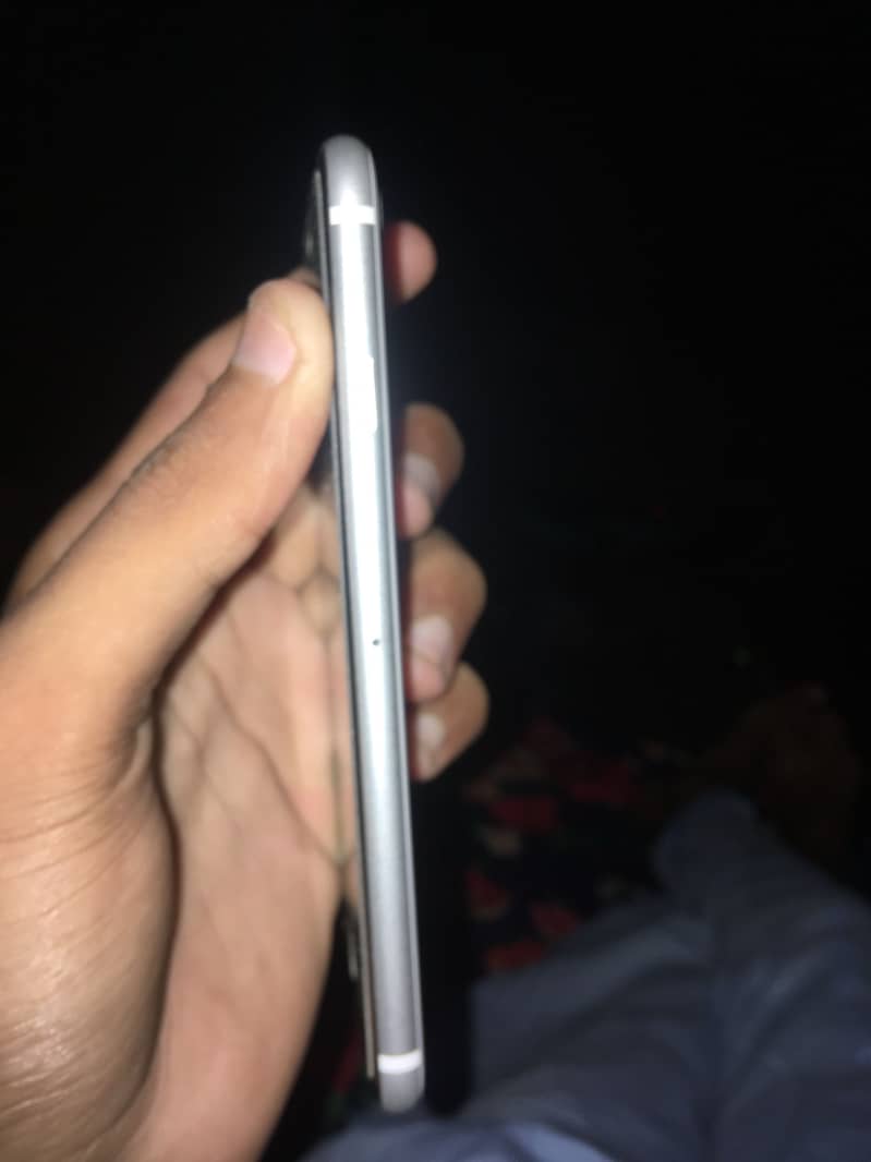 iPhone se 2020 urgent sale 1