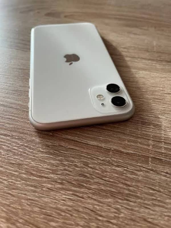 iPhone 11 non PTA 64 Gb 2