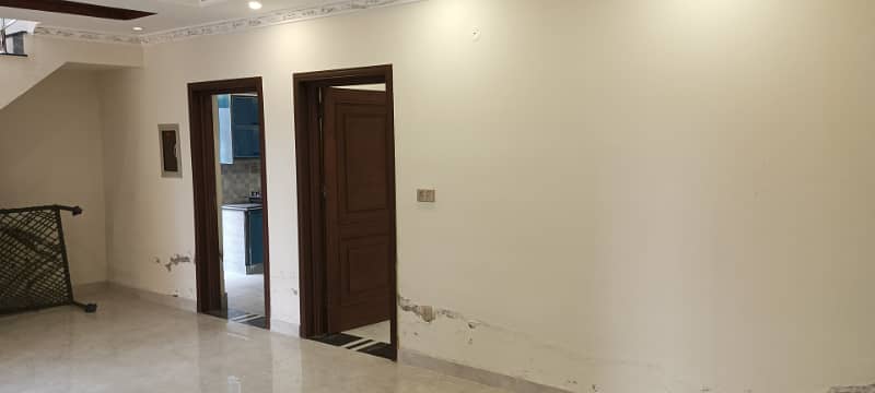 10 MARLA BRAND NEW MODERN HOUSE FOR SALE IN Khayaban E Amin Lahore 11