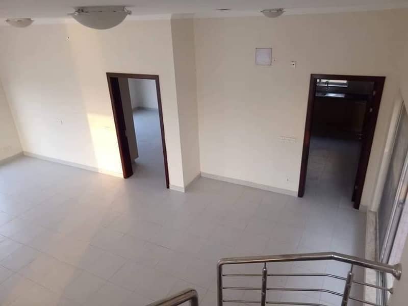 235sq yd Villas at Precinct-31 Close to Gallery and Mosque are Available FOR SALE 4