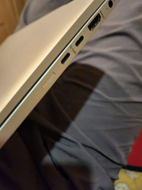 hp amd razon 7 pro 4750u with radeon graphics 1.70 ghz 1