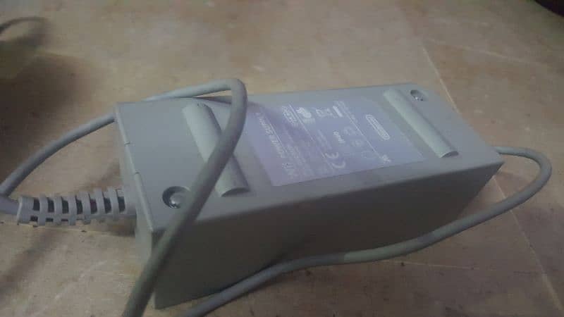 nintendo wii only console and adopter for sell 1