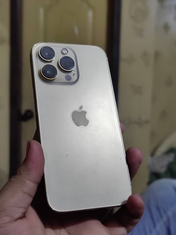Iphone 13 pro Jv with box and cable 1