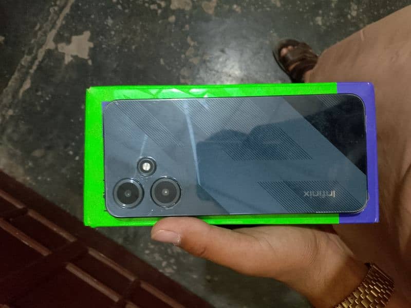 Infinix Hot 30 play  new condition Whatsapp 03480139143 final price 0