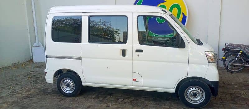 Daihatsu Hijet 2020 0