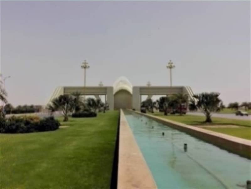 Brand New apartment ready to move prime location in paragon towers bahria town karachi 1
