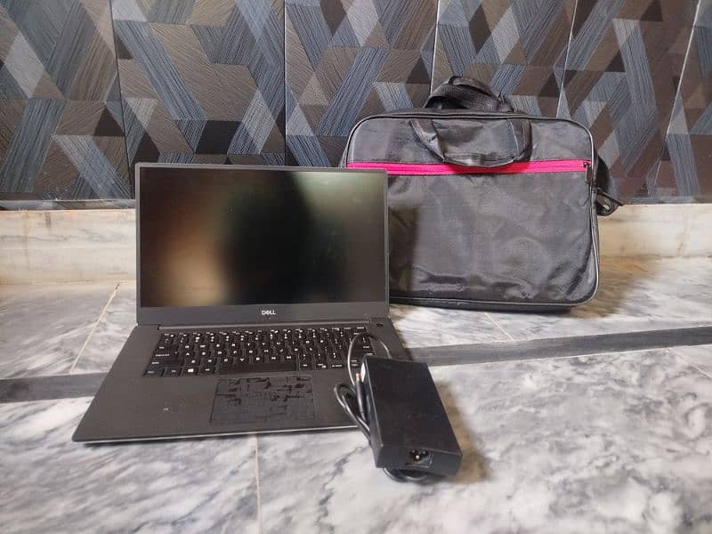 Dell Precision 5540 | i7 9thg | 16 512 | Graphic laptop 0