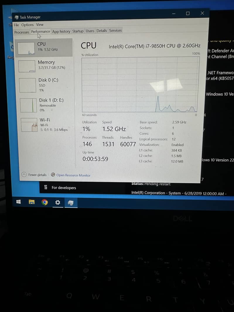 Precision 5540 i7 9th gen vPro 9850H 0