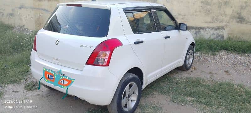 Suzuki Swift 2011 0