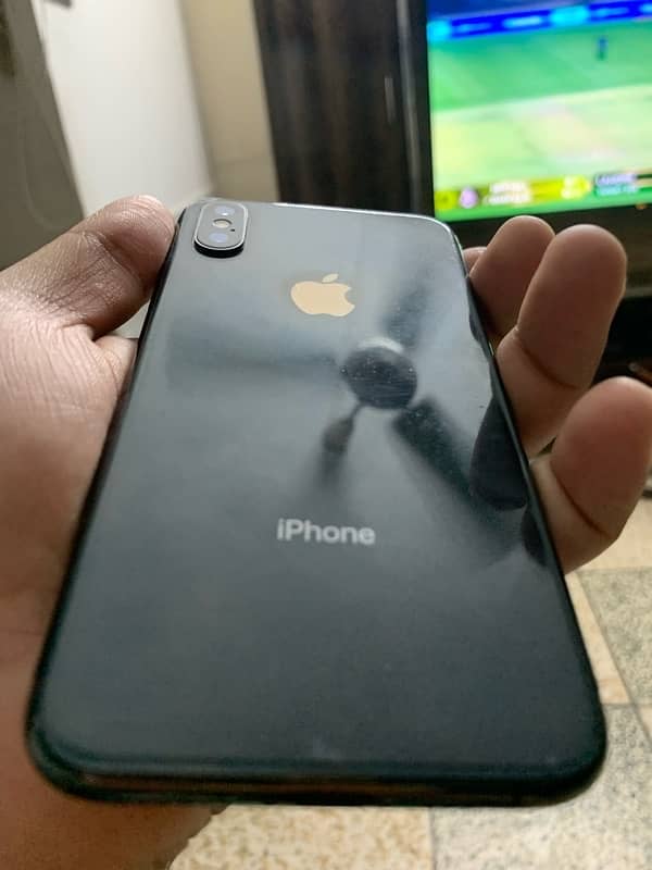 iPhone XS almost new condition black colour 0