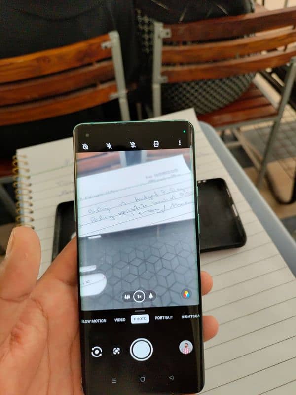 OnePlus 8 pro 12/256gb all ok hai 10/9.5 condition pta approved hai 1
