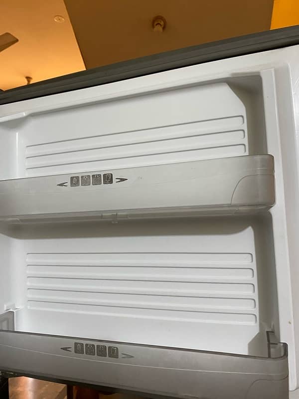 Dawlance Refrigerator 9175 WBHZ 16 CFT 4
