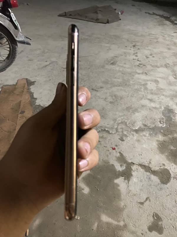 I phone 11 pro max jv non pta 64gb 2