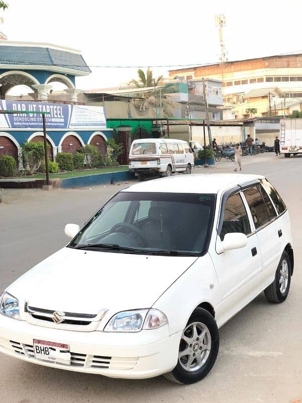 Suzuki Cultus limited edition 2016 in excellent condition 4
