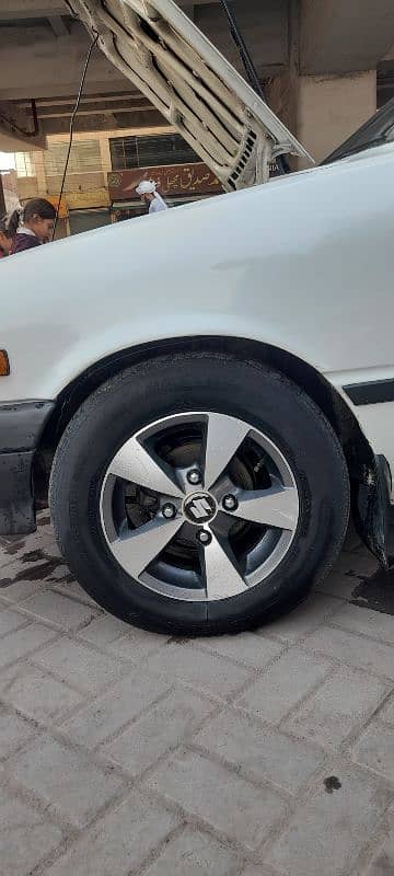Suzuki Swift 1996 8