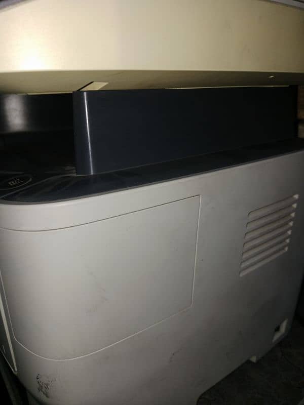 h. p 2727 printer for sale urgent A+ 3