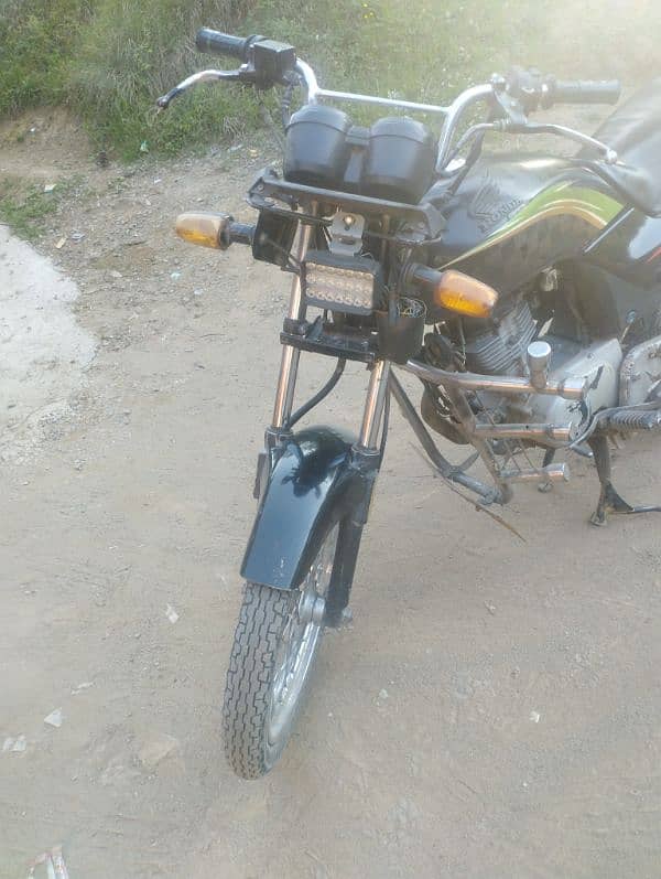 Honda Deluxe 2008 Model 2