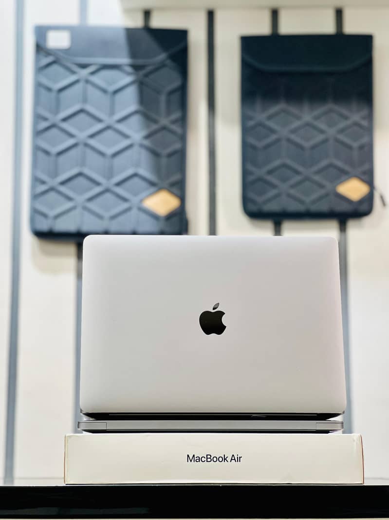 Macbook Air M1 2020 0