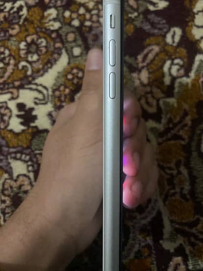 Apple iPhone XR 1