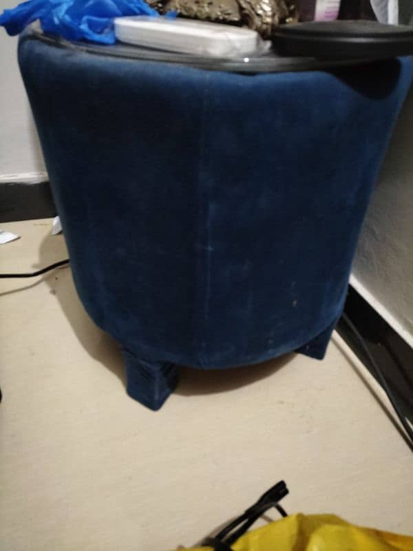 Two Beautiful Sofa Chairs and One Round Table for Sale. 2