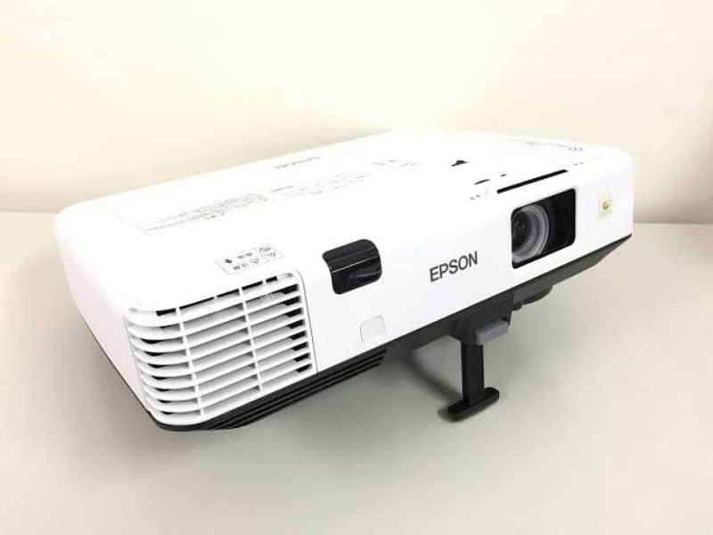 Epson Projector HD Quality 2