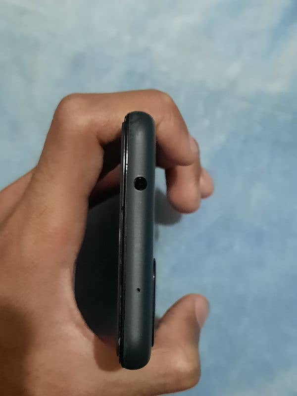 Google Pixel 5a 5G 4