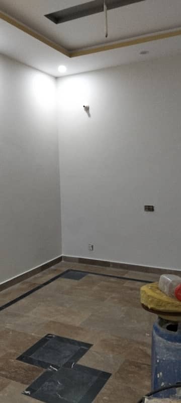 Your Search Ends Right Here With The Beautiful Upper Portion In Gulberg 3 - Block A1 At Affordable Price Of Pkr Rs. 65000/- 2