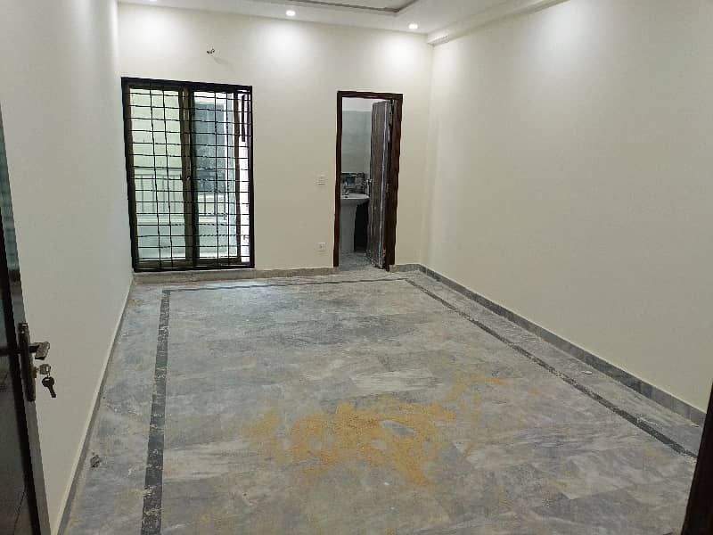5,Marla Brand New Fist Floor Flat Available For Office Use In Pia society Near Wapda Gool Chakar 2