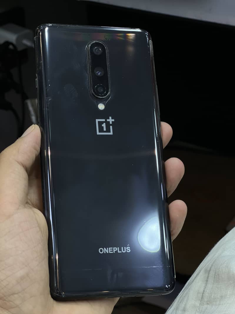 Oneplus 8, 8/128 Pta approved 0