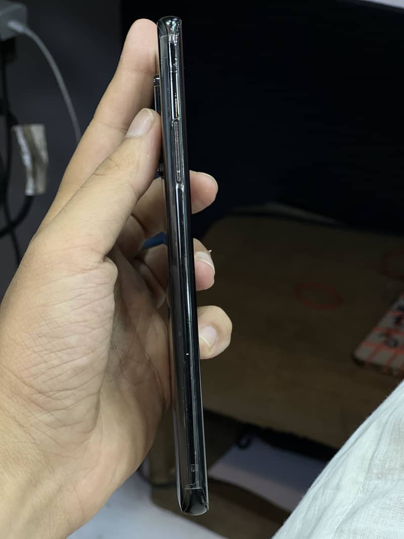 Oneplus 8, 8/128 Pta approved 4