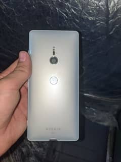 Sony xz3 official approved single sim 10/9 in clean condition