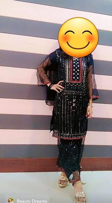 10/9 condition dress are available 6