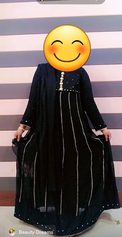 10/9 condition dress are available 7